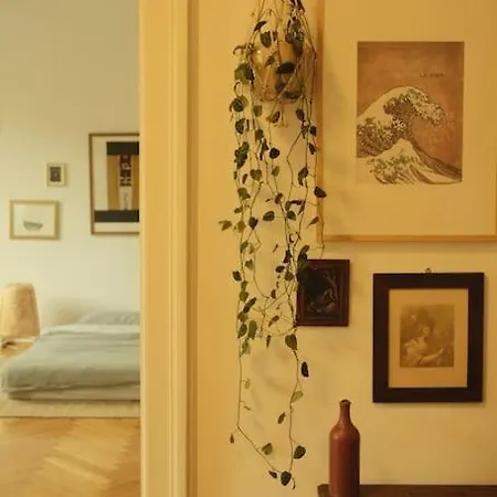 Spacious In Center Apartment