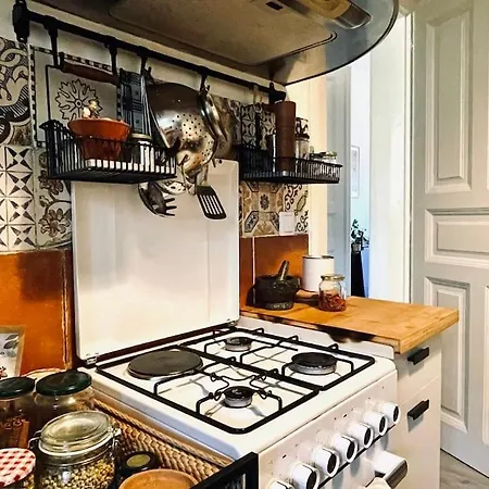 Spacious In Center Apartment